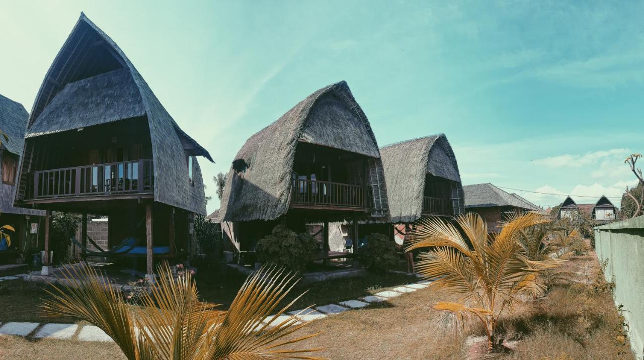 Suka Beach Bungalow Hotel Lembongan Exterior foto